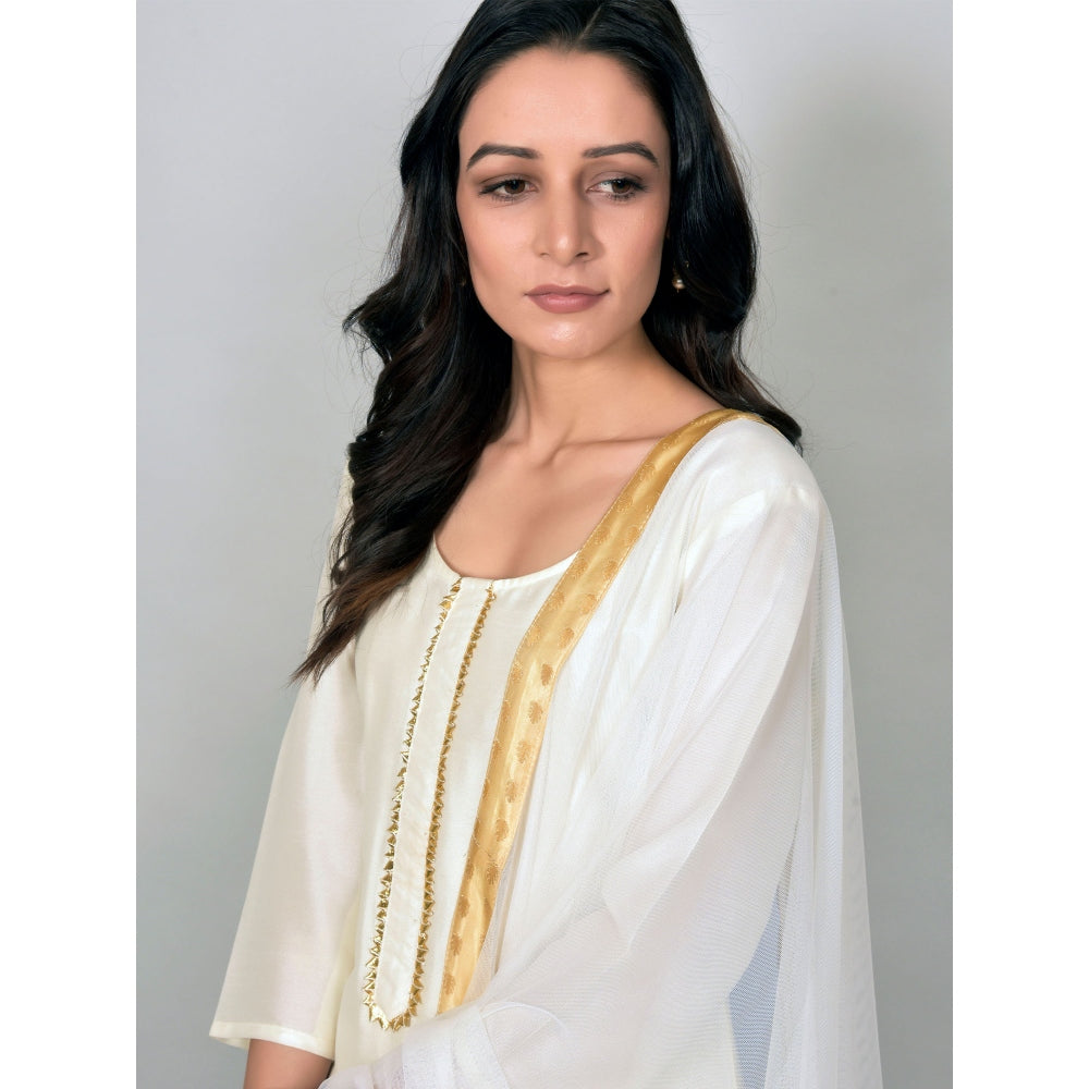 Empress Pitara Fariha Off White Silk Suit Set