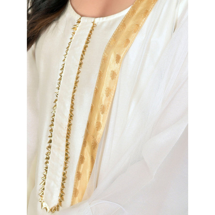 Empress Pitara Fariha Off White Silk Suit Set