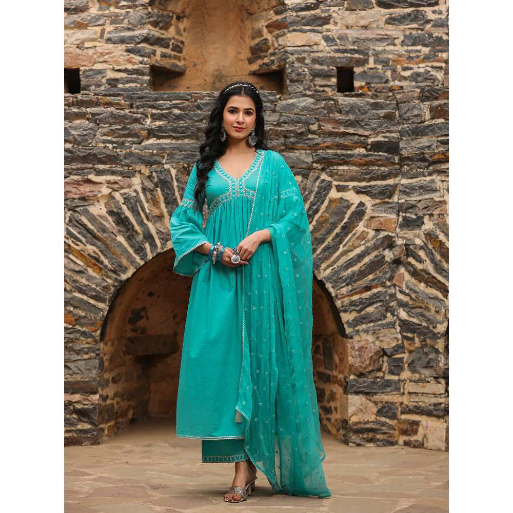 EverBloom Rooh Green Gathered Gota Lace Kurta With Wide Leg Pant And Dupatta (Set of 3)