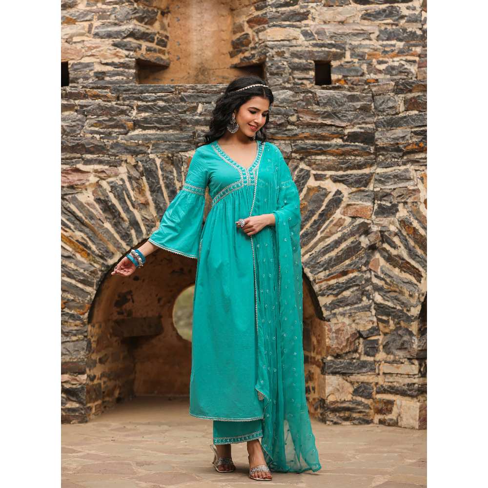 EverBloom Rooh Green Gathered Gota Lace Kurta With Wide Leg Pant And Dupatta (Set of 3)
