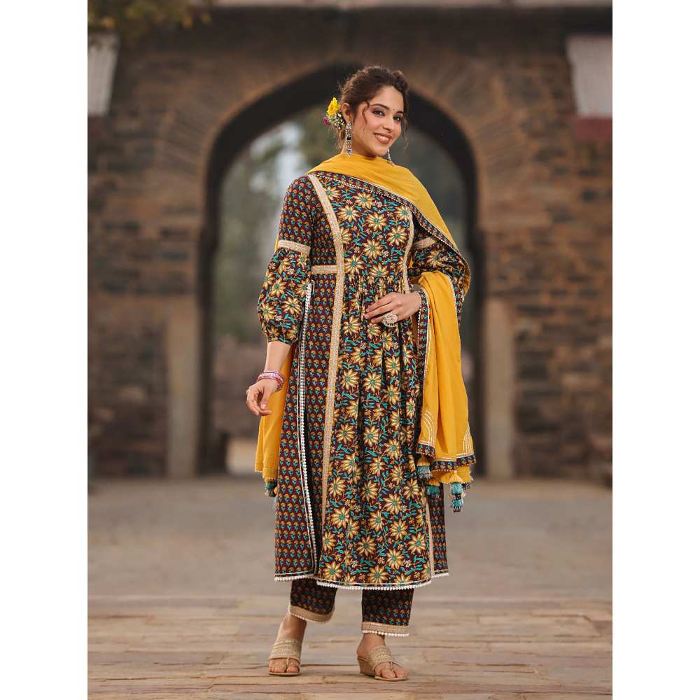 EverBloom Veeda Brown Floral High Slit Suit With Pant And Dupatta (Set of 3)