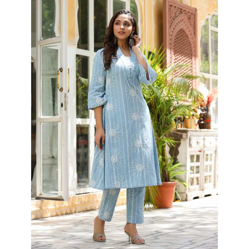 EverBloom Eesha Powder Blue Yarn Dyed Embroidered Co-ord (Set of 2)