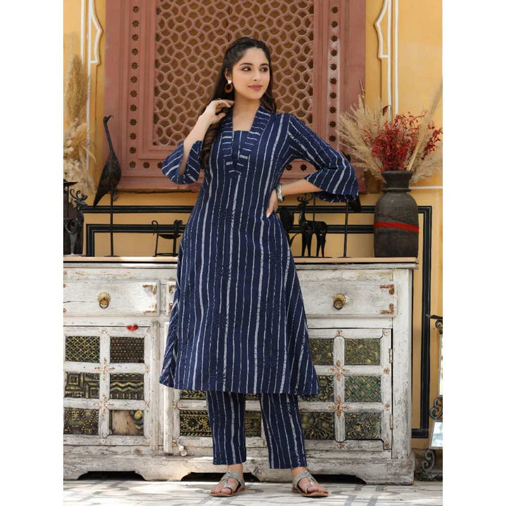 EverBloom Misha Navy Blue Yarn Dyed Embroidered Co-ord (Set of 2)
