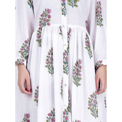 First Resort by Ramola Bachchan White Floral Coordinate (Set of 2)