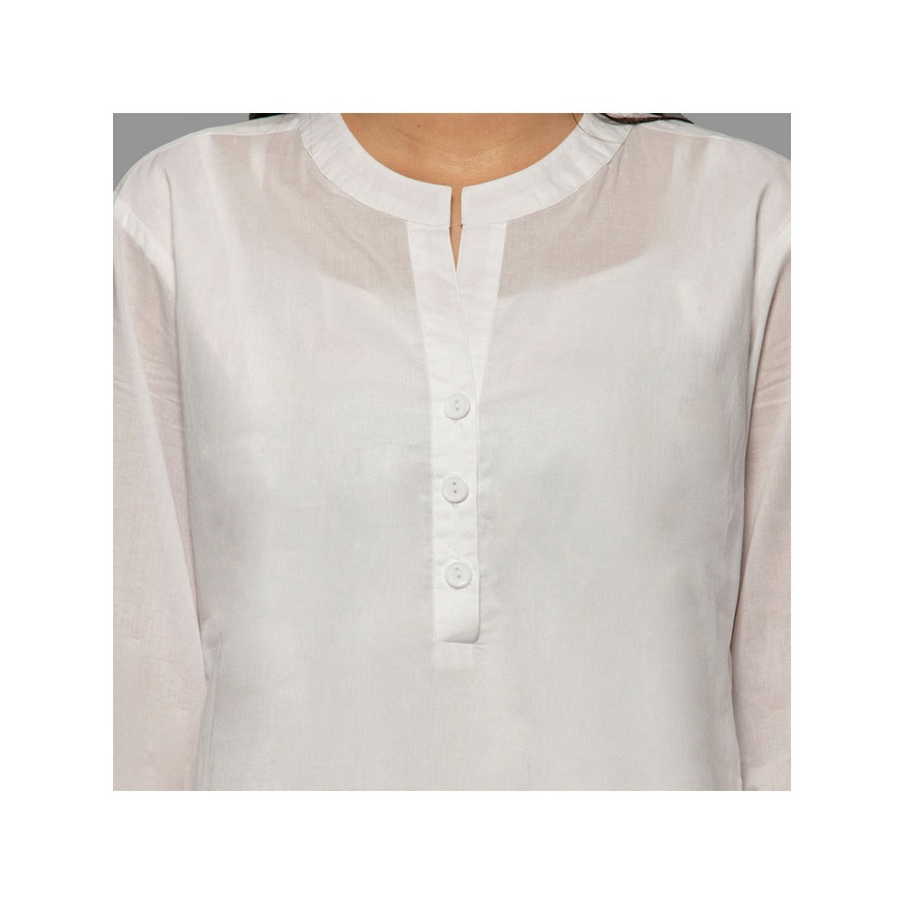 First Resort by Ramola Bachchan White Straight Embroidered Kurta And Wide Leg Pants (Set of 2)