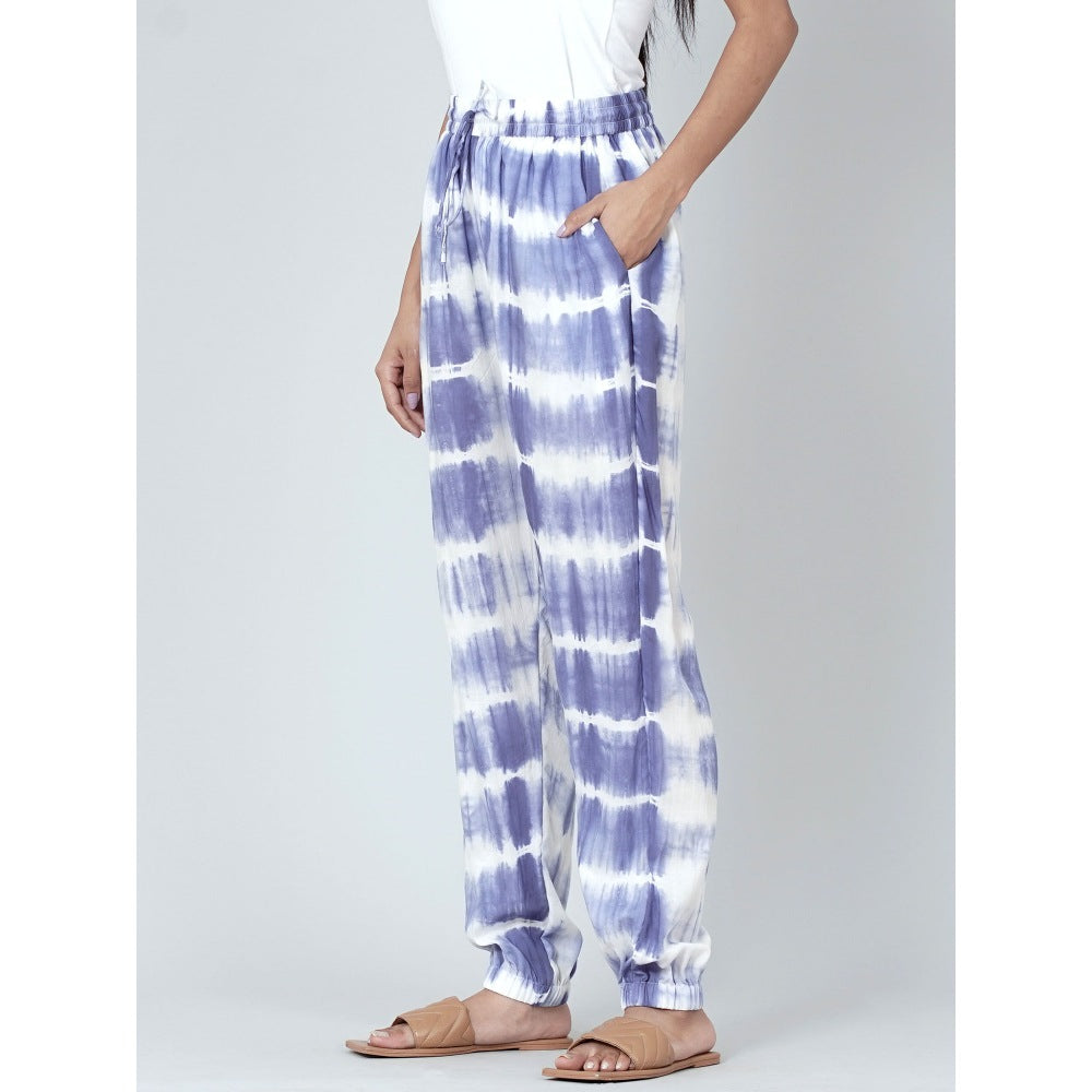 First Resort by Ramola Bachchan Blue And White Tie-Dye Lounge (Set of 2)