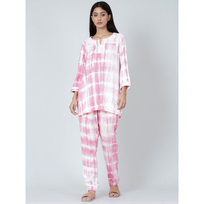 First Resort by Ramola Bachchan Pink And White Tie-Dye Lounge (Set of 2)