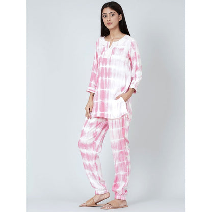 First Resort by Ramola Bachchan Pink And White Tie-Dye Lounge (Set of 2)