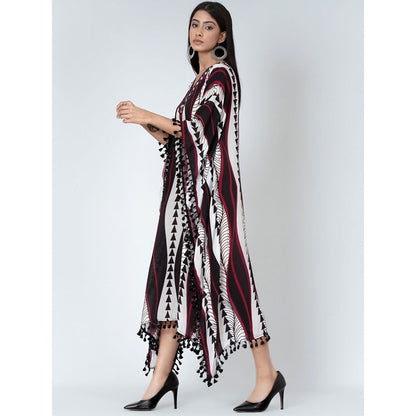 First Resort by Ramola Bachchan Black And Maroon Geometric Swirl Mid Length Kaftan