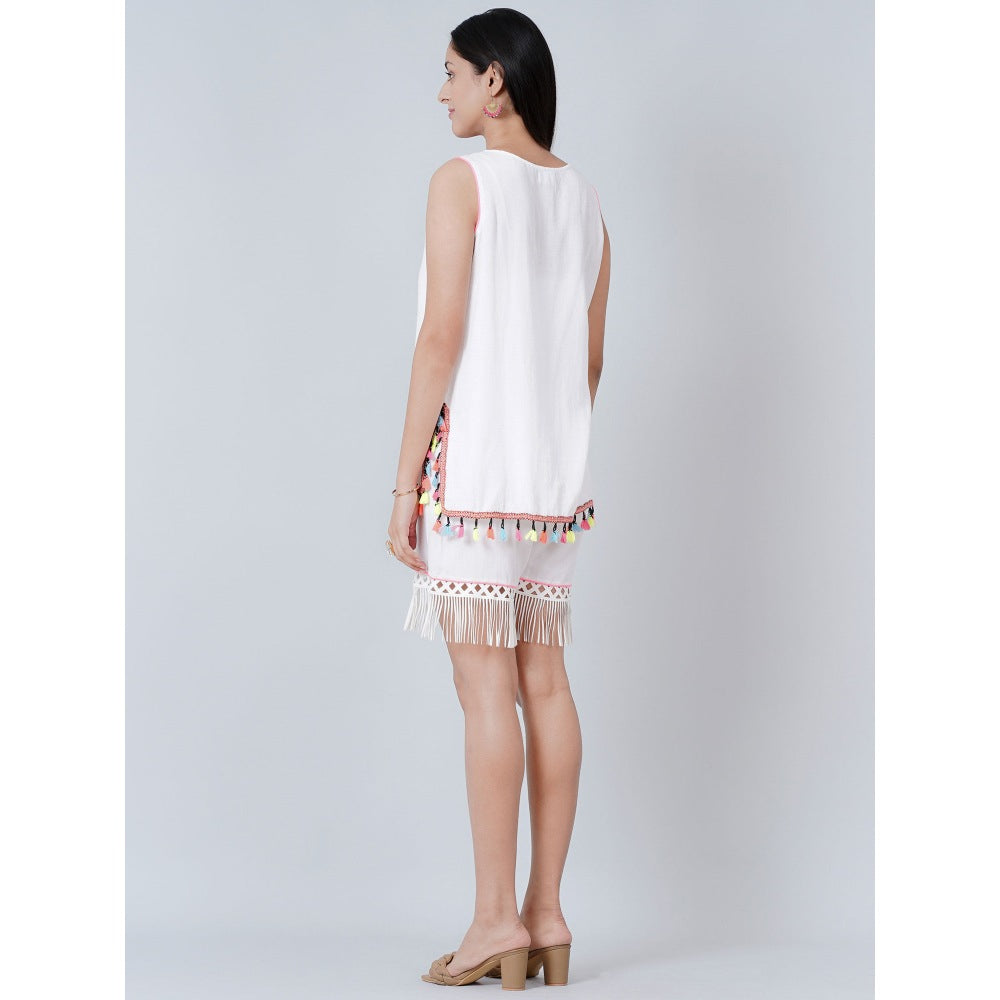 First Resort by Ramola Bachchan White Summer Top with Shorts (Set of 2)