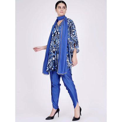 First Resort by Ramola Bachchan Azure Blue And White Paisley Pants And Dupatta Set (Set of 3)
