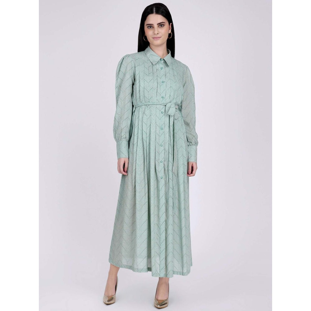 First Resort by Ramola Bachchan Green And White Chevron Maxi Dress (Set of 2)