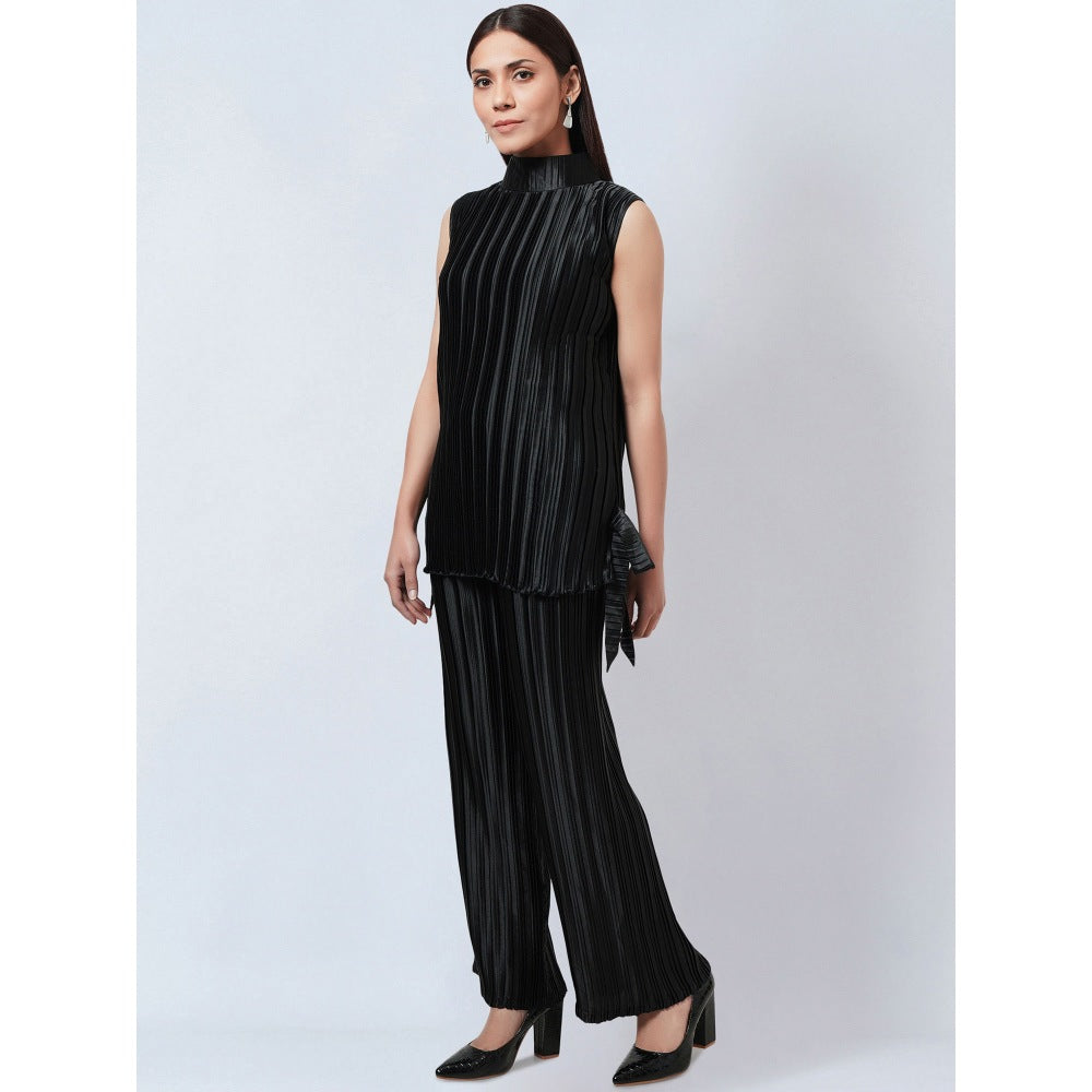 First Resort by Ramola Bachchan Black Sleeveless & Box Pleated Palazzo Co-Ord (Set of 2)