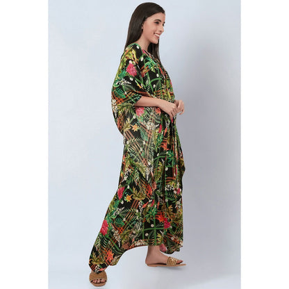 First Resort by Ramola Bachchan Green and Black Jungle Print Full Length Kaftan (Set of 2)