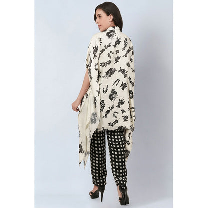 First Resort by Ramola Bachchan Ivory and Black Floral Combination Print Co-Ord (Set of 2)