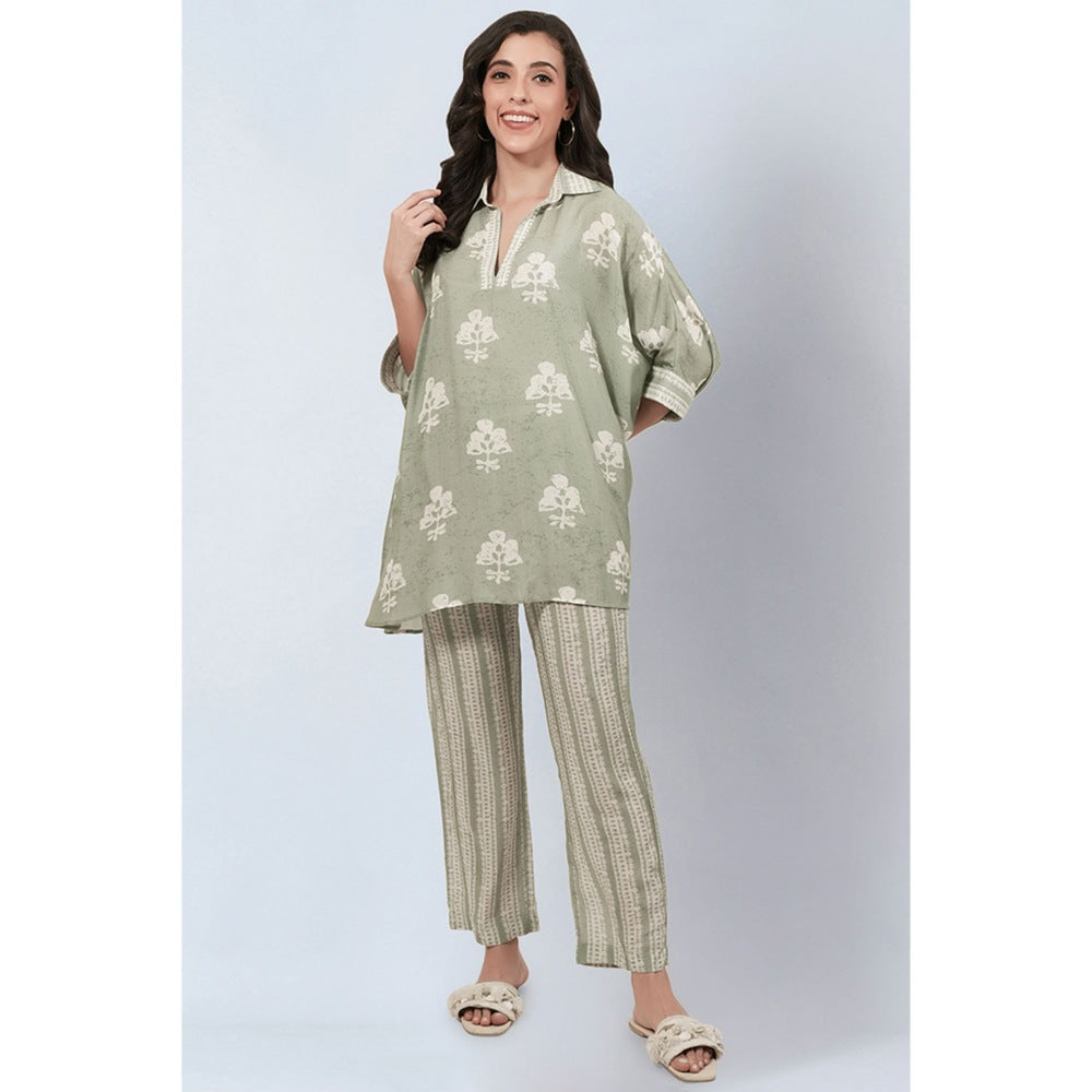 First Resort by Ramola Bachchan Sage Green and Ecru Floral Combination Print Co-Ord (Set of 2)