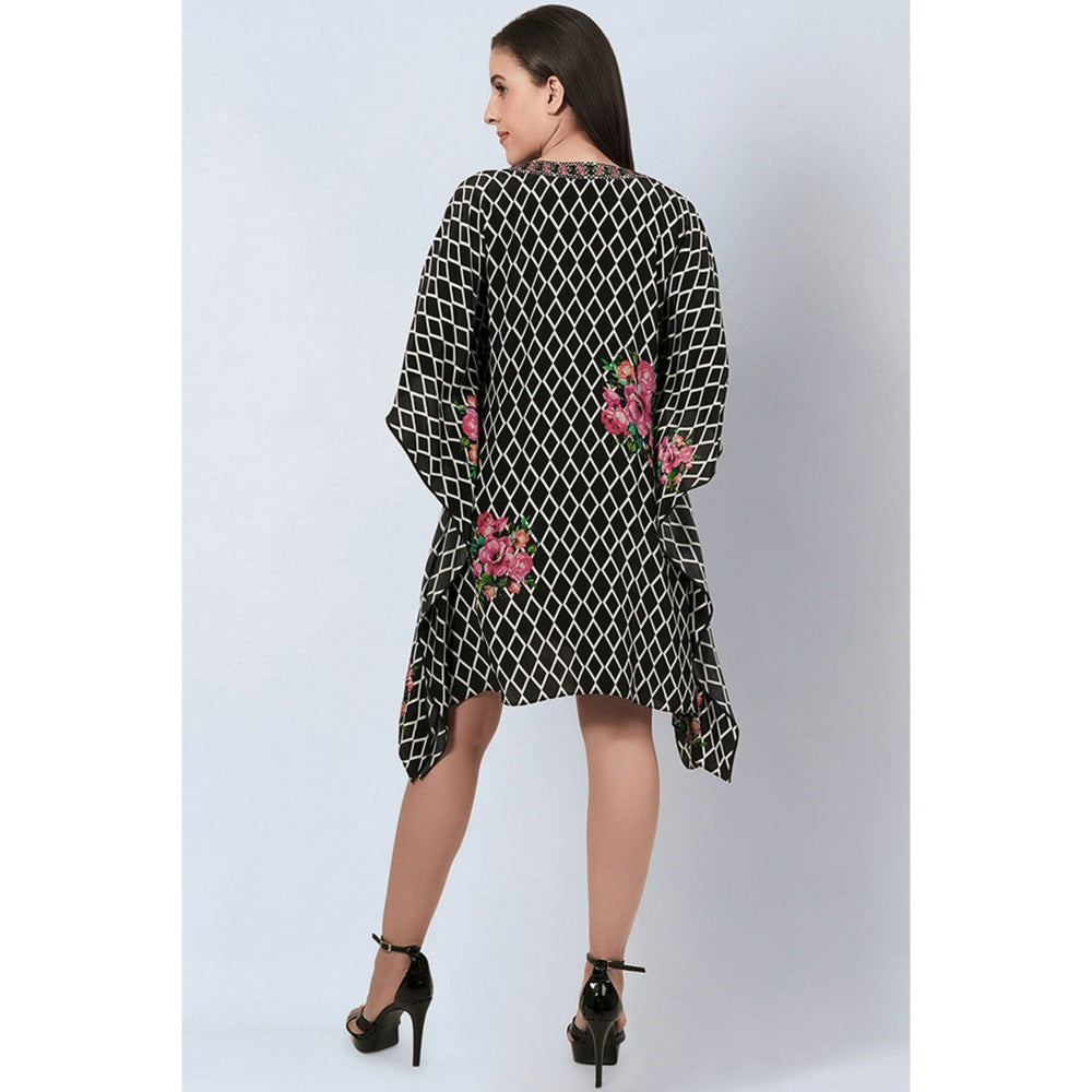 First Resort by Ramola Bachchan Black And White Kaftan Top