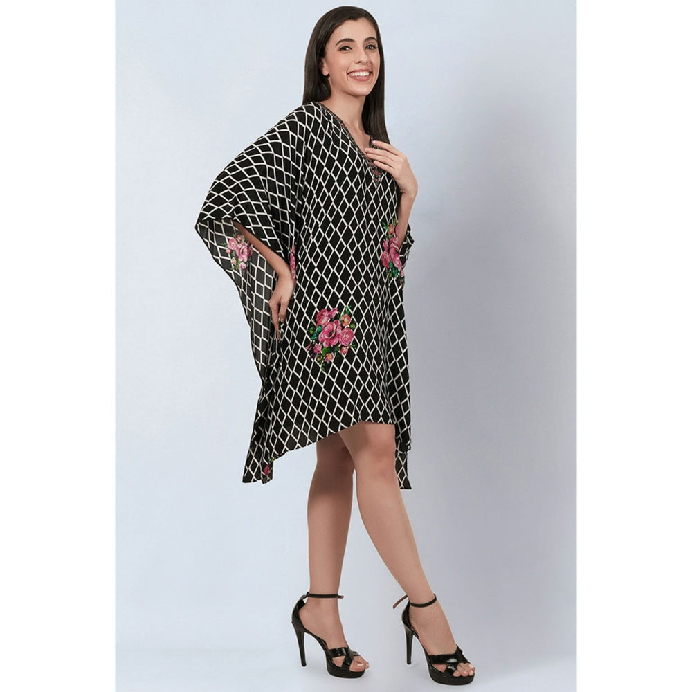 First Resort by Ramola Bachchan Black And White Kaftan Top