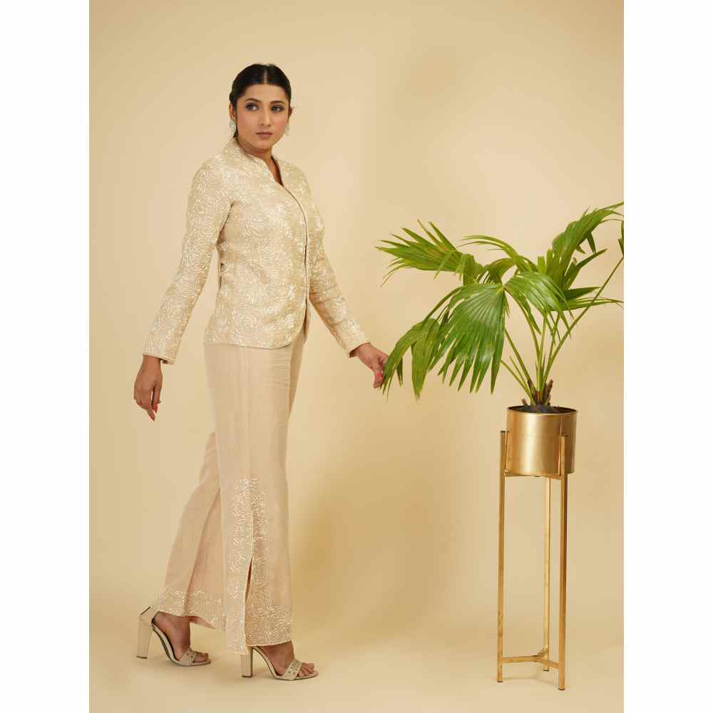 FS Closet by Farha Syed Ivory Hand Embroiderred Co-ord (Set of 2)