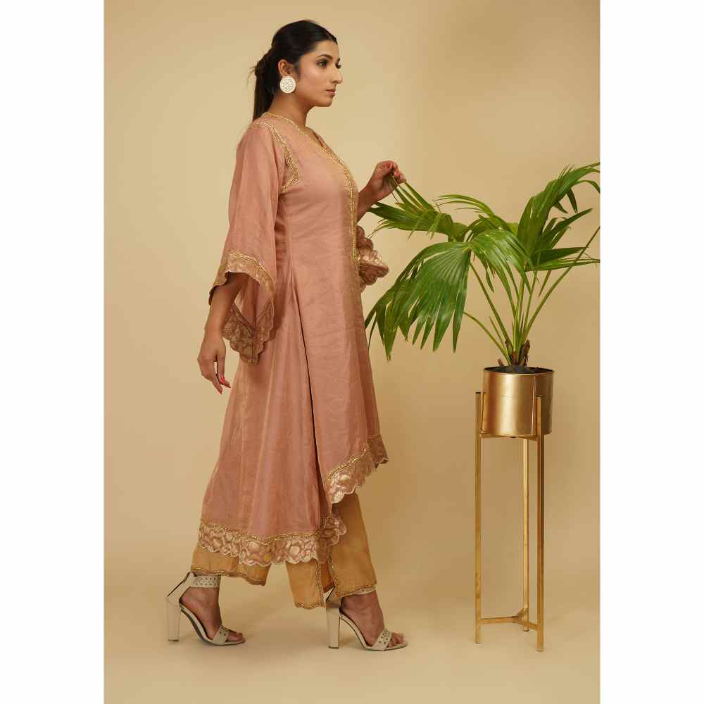 Farha Syed Dirty Rose Kurta (Set of 3)