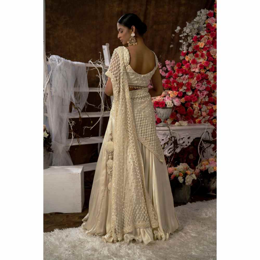 Farha Syed Ivory Lehenga (Set of 5)