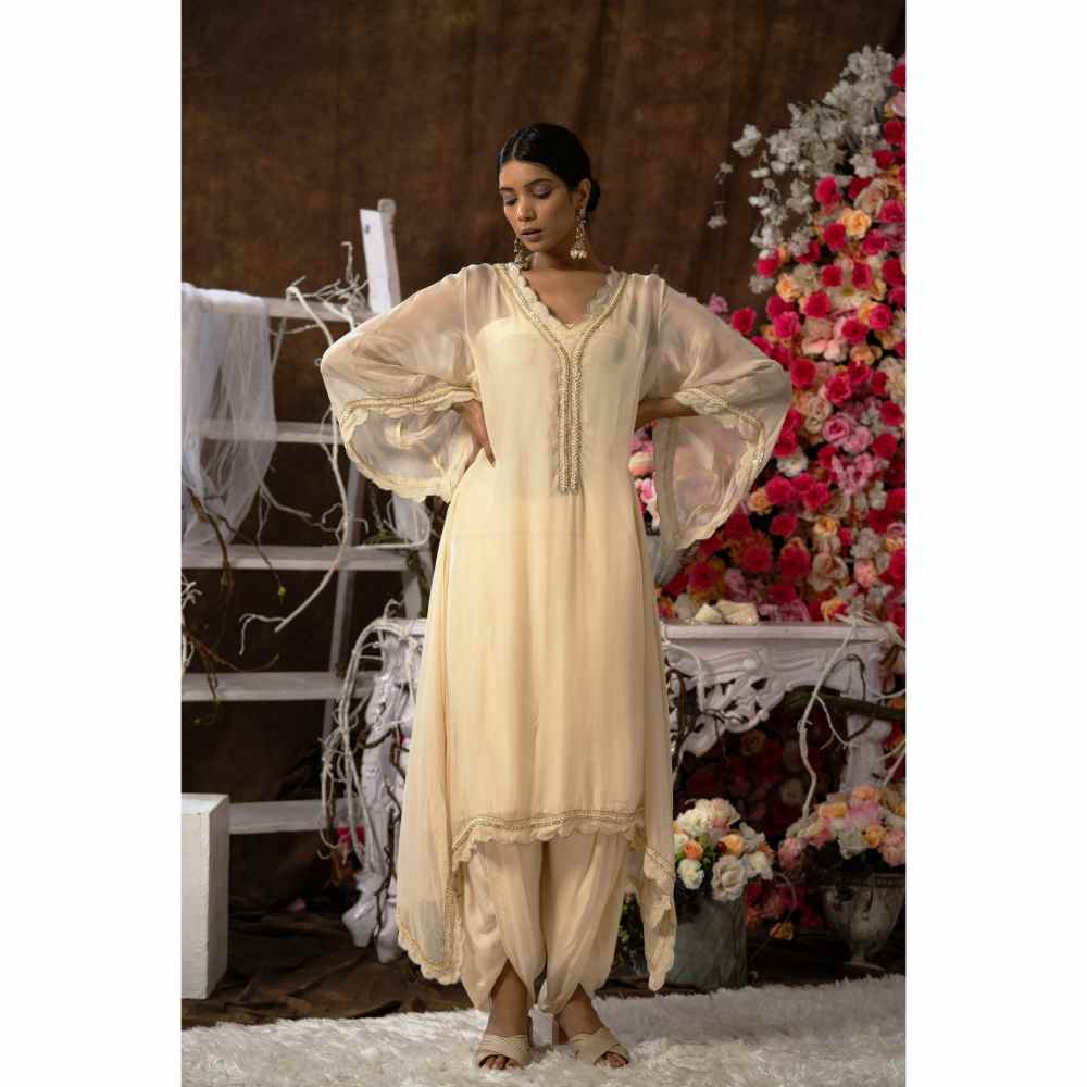 Farha Syed Ivory Champagne Kurta (Set of 4)