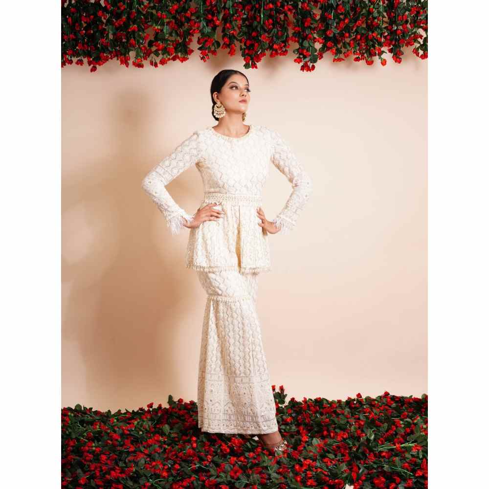 Farha Syed 4 Piece Sharara With Kurti, Cape And Belt (Set of 4)