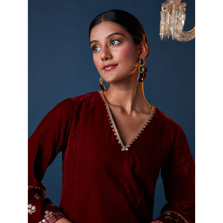 Gajra Gang Miss Makhmali Maroon Zari & Sequin Embroidered A-line Kurta