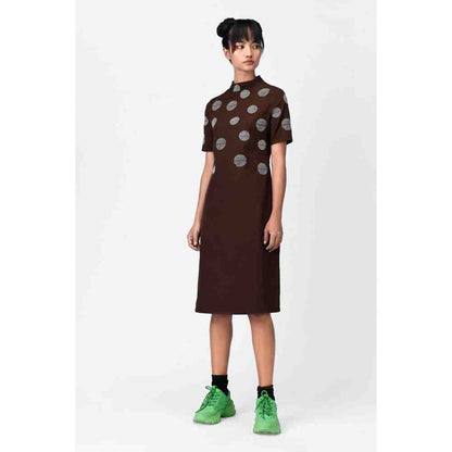 Genes Lecoanet Hemant Umber Brown High Neck Embroidered Dress