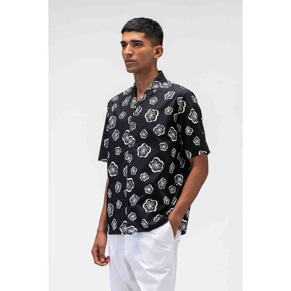 Genes Lecoanet Hemant 3D Printed Mens Shirt with Cuban Collar