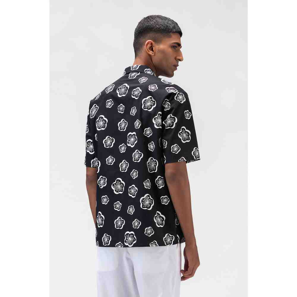Genes Lecoanet Hemant 3D Printed Mens Shirt with Cuban Collar