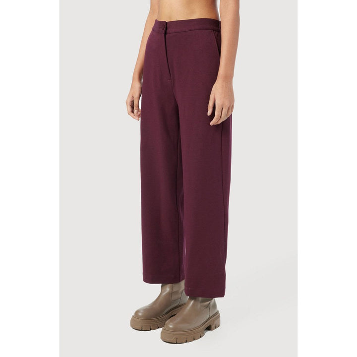 Genes Lecoanet Hemant Straight Fit Trousers with Forward Side Seams Wine