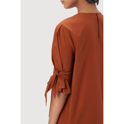 Genes Lecoanet Hemant Straight Fit Round Neck Top Rust