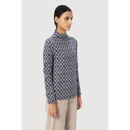 Genes Lecoanet Hemant Slim Fit Raised Neck Top with Scallop Print & Unique Dart Placement Blue