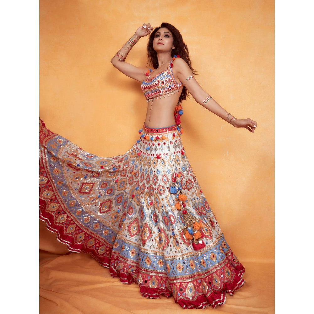 Gopi Vaid Multi Kasbaah Lehenga (Set of 3)