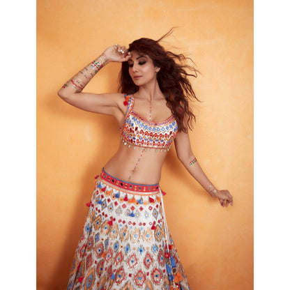 Gopi Vaid Multi Kasbaah Lehenga (Set of 3)