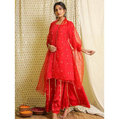Gulabo Jaipur Red Embroidered Kurta And Pant With Dupatta (Set of 3)
