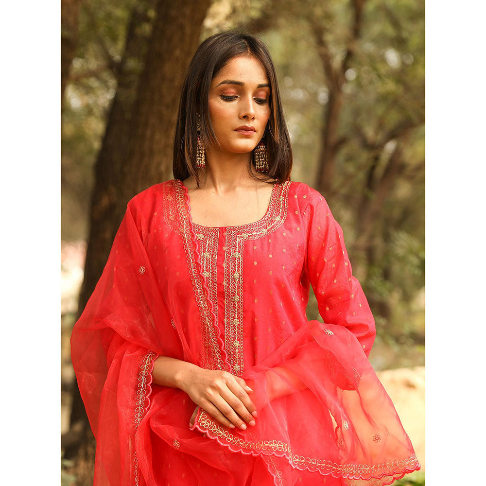 Gulabo Jaipur Red Embroidered Kurta And Pant With Dupatta (Set of 3)