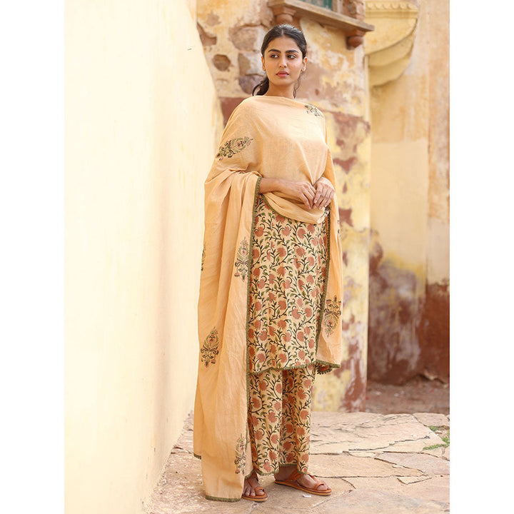 Gulabo Jaipur Beige Gular Kurta With Pant And Dupatta (Set Of 3)