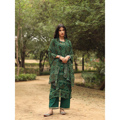 Gulabo Jaipur Sama Green Straight Kurta And Pant With Dupatta (Set of 3)