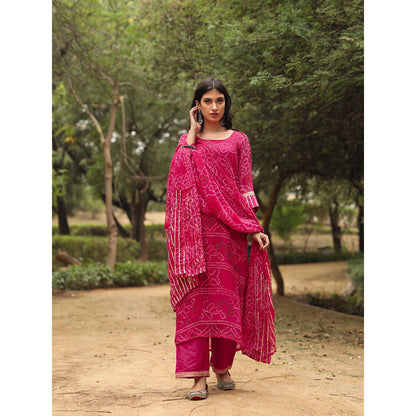 Gulabo Jaipur Sama Pink Straight Kurta And Pant With Dupatta (Set of 3)