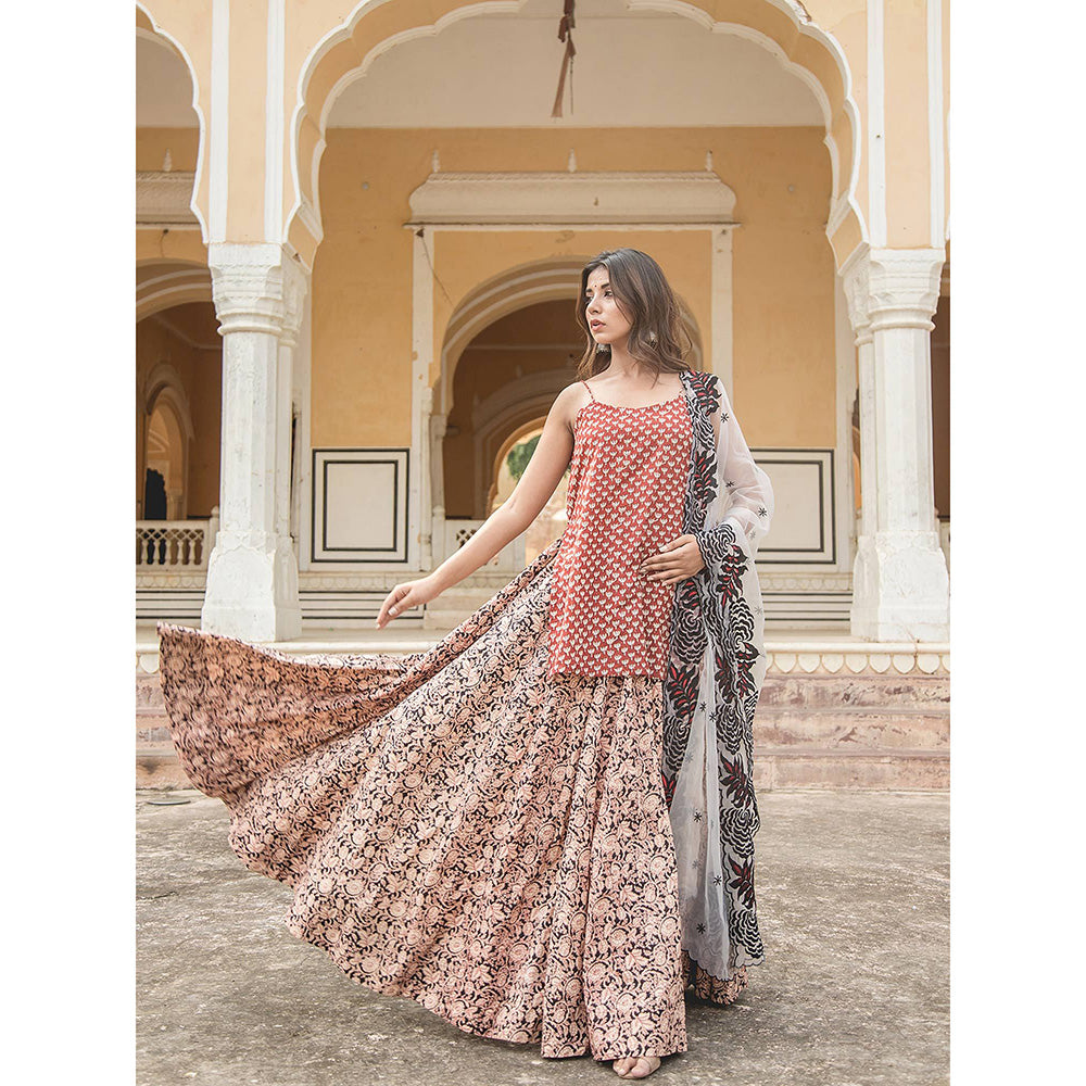 Gulabo Jaipur Mira White Lehenga (Set of 3)
