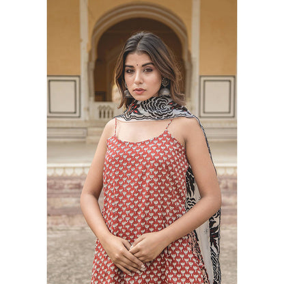 Gulabo Jaipur Mira White Lehenga (Set of 3)