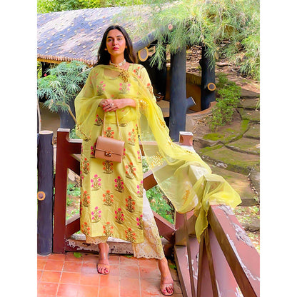 Gulabo Jaipur Yellow Mehnaaz Kurta With Pant And Dupatta (Set Of 3)