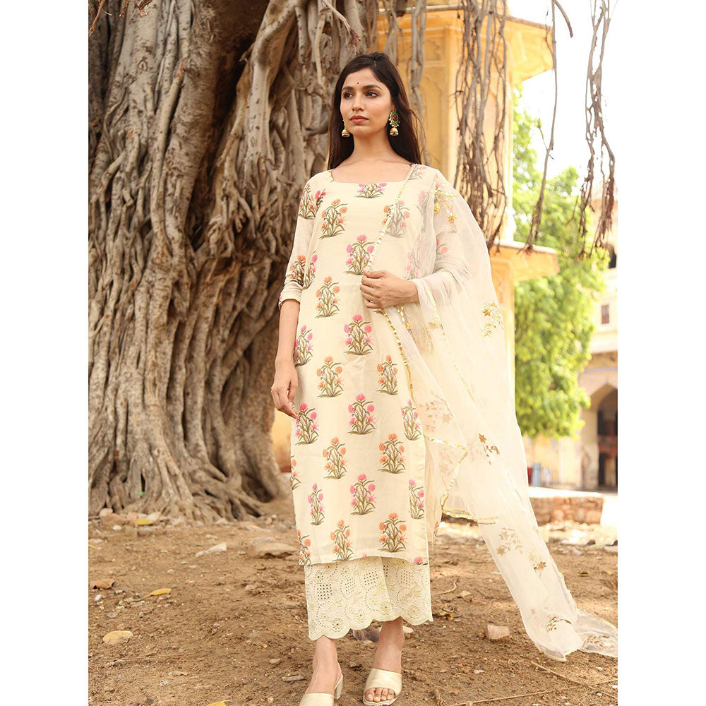 Gulabo Jaipur White Chanderi Kurta With Pyjama & Organza Golden Detailing Dupatta (Set of 3)