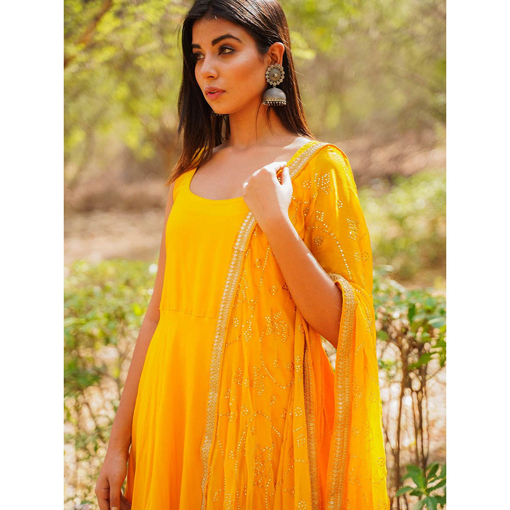 Gulabo Jaipur Nafisa Yellow Rayon Kurta With Pyjama & Taari Dupatta (Set of 3)
