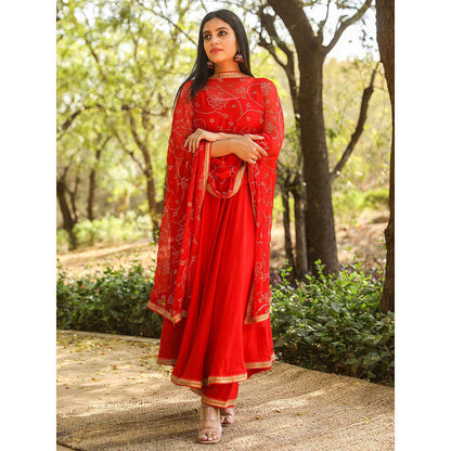 Gulabo Jaipur Nafisa Red Cotton Rayon Kurta With Pyjama & Taari Dupatta (Set of 3)