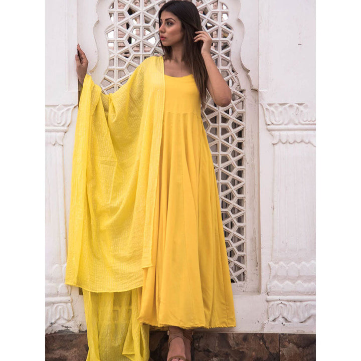 Gulabo Jaipur Noori Yellow Cotton Rayon Kurta With Pyjama & Lurex Dupatta (Set of 3)
