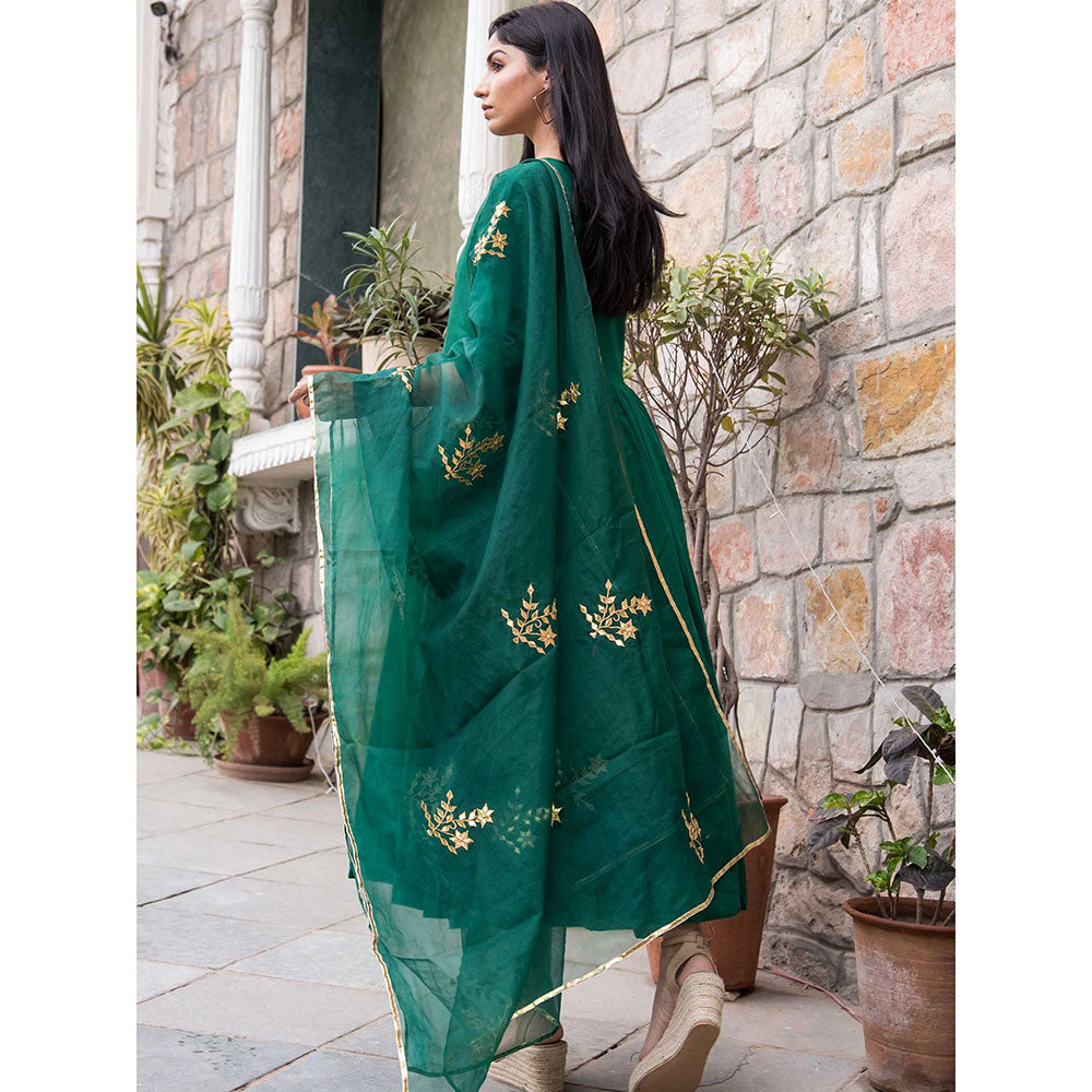 Gulabo Jaipur Green Mulmul Kurta With Pant & Organza Golden Detailing Dupatta (Set of 3)