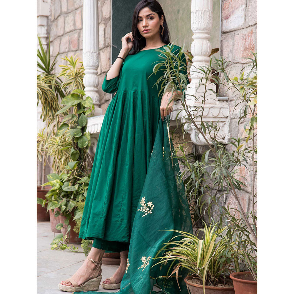 Gulabo Jaipur Green Mulmul Kurta With Pant & Organza Golden Detailing Dupatta (Set of 3)